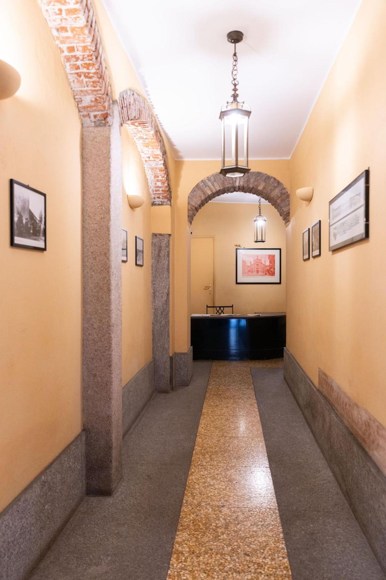 La Trama Di Brera Apartment Milan Bagian luar foto